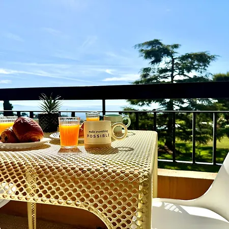 Апартаменты Charmilles - Agreable 3 Pieces - Parking Gratuit- Proche Monaco *